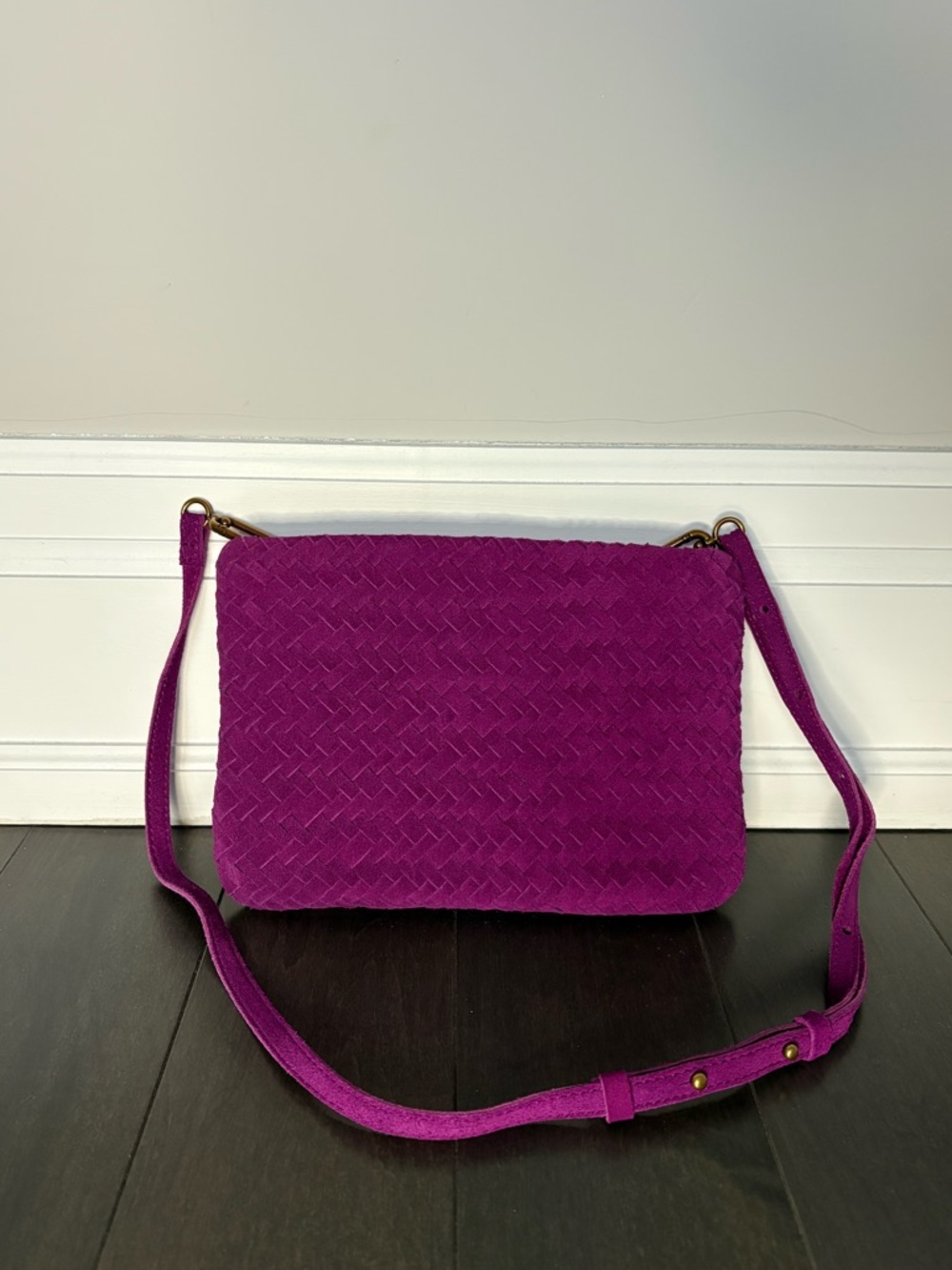 Madewell The Puff Crossbody Bag Woven Mulled Wine Leather Suede Zip-Top Closure